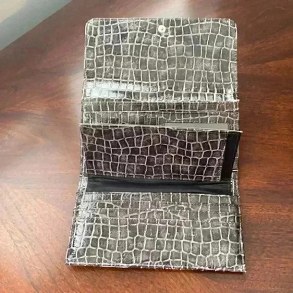 Guess Wallet & Cheque Book Holder Grey Faux Leather Vegan Croc Embossed - Picture 7 of 16